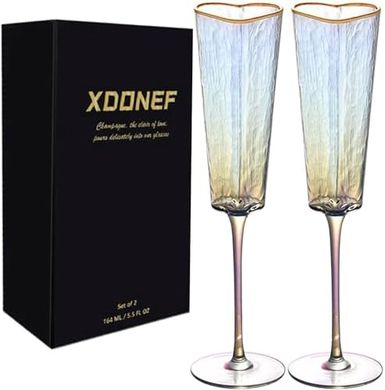 Heart-Shaped Champagne Flutes: Golden-Rimmed Crystal Wedding Toast Set
