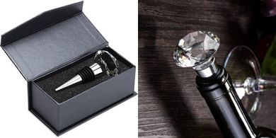 Elegant Crystal Wine Stopper with Gift Box & Secure Seal
